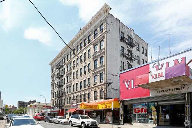 Building Photo - 66 Graham Ave
