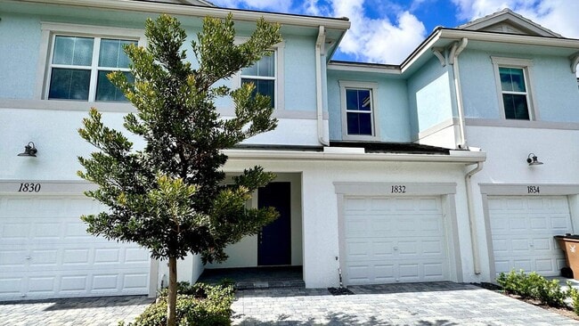 Building Photo - 1832 Sandpiper Pointe Pl