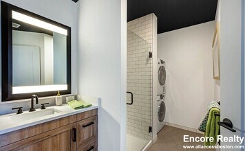 Building Photo - 201 S Huntington Ave