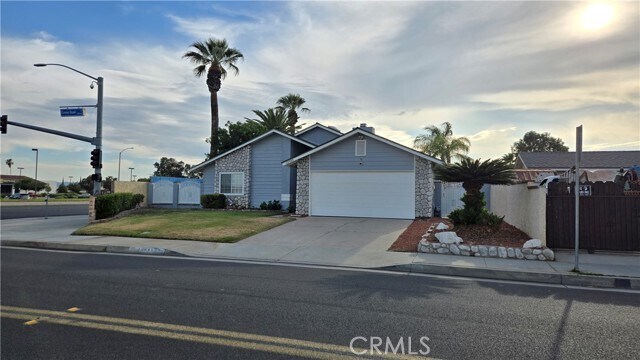 Foto del edificio - 13985 Covey Quail Ln