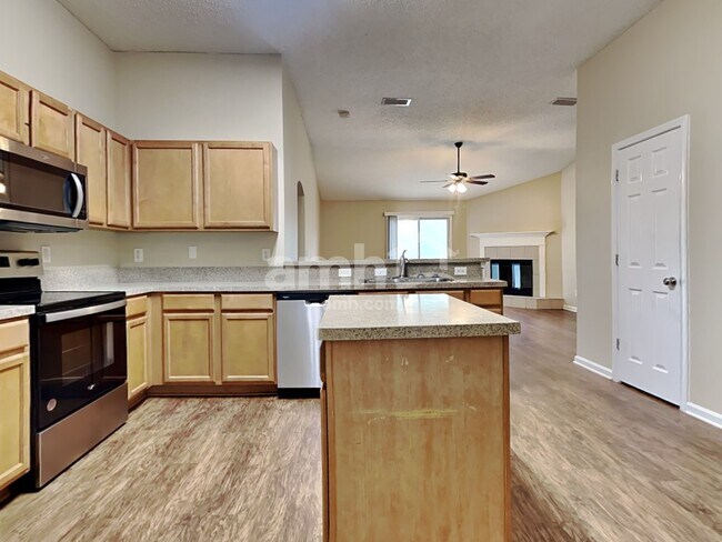 Building Photo - 685 Camp Francis Johnson Rd