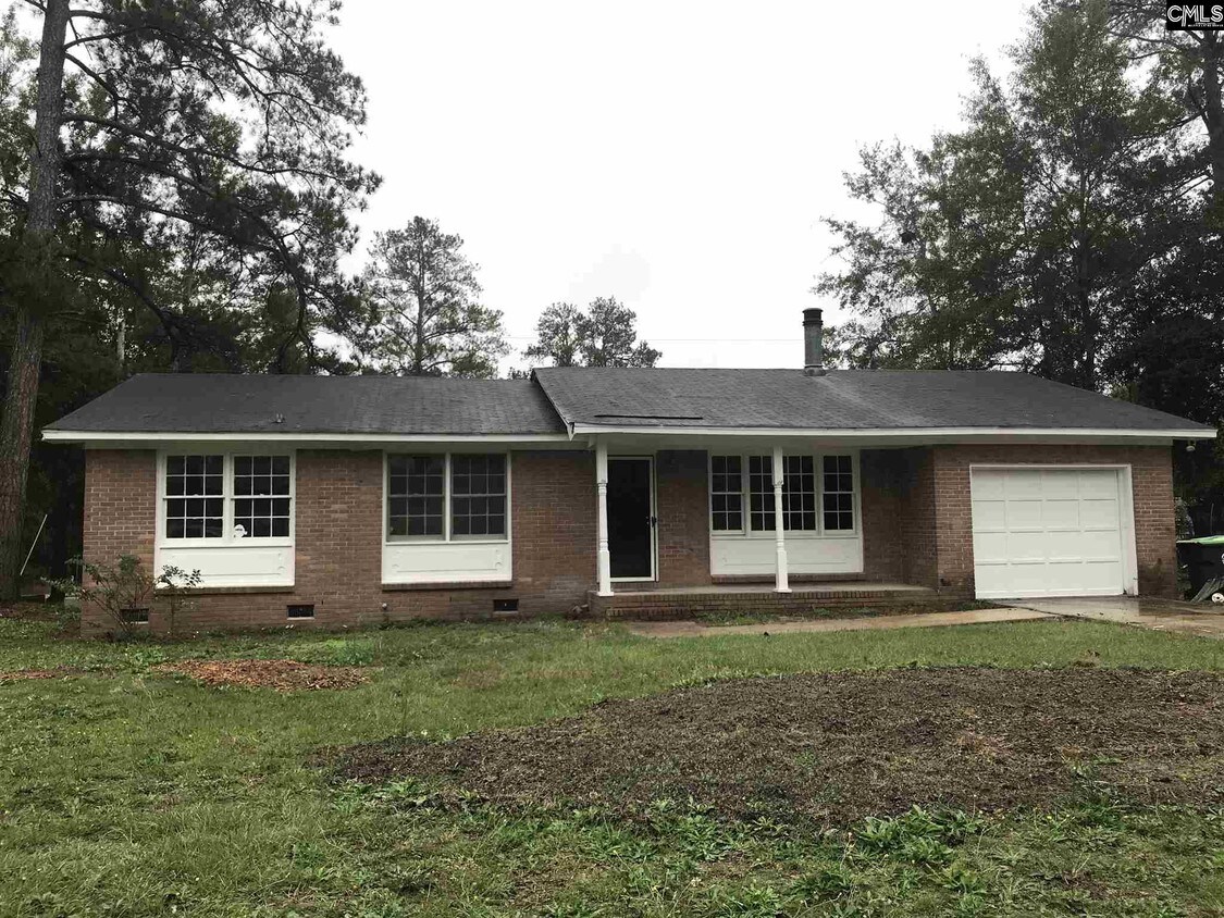 Primary Photo - 3540 Hill Springs Dr
