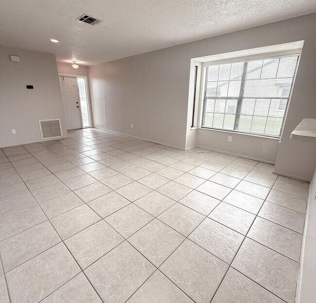 Foto del edificio - 525 SW Sara Blvd