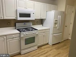 Foto del edificio - 7702 Haynes Point Way