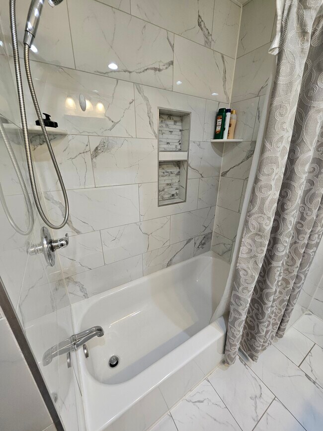 Foto del edificio - 4225 Jonathon St