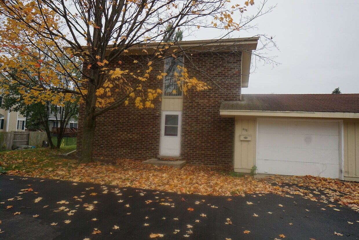 Foto principal - 638 St Johns Rd