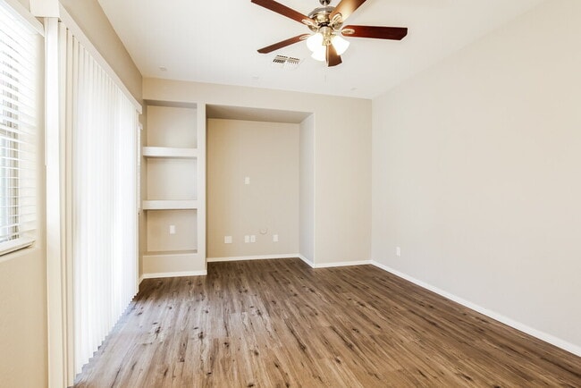 Foto del edificio - 2535 N 149th Ave
