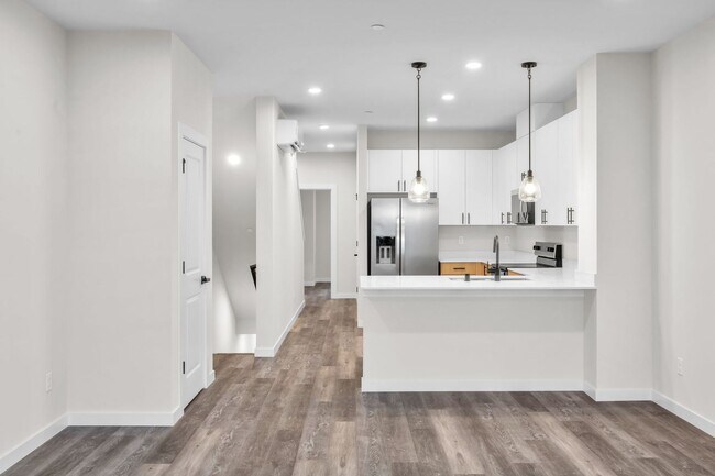 Foto del edificio - Brand New Luxury Townhomes in North Lynnwood!