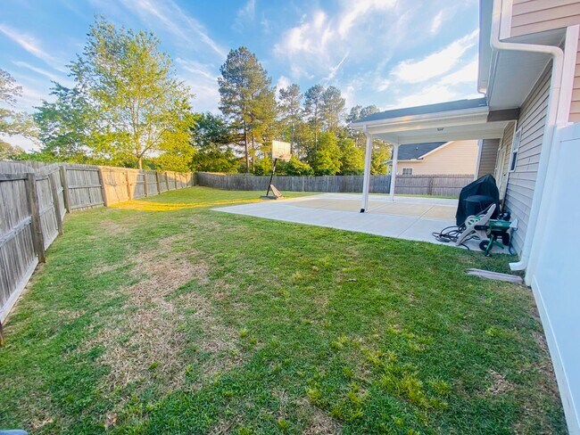 Building Photo - James Creek At Treyburn Home For Rent with...