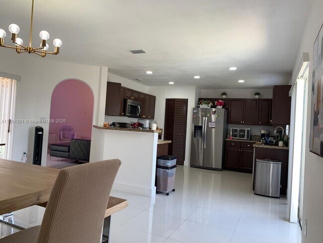 Foto del edificio - 14804 SW 155th Pl