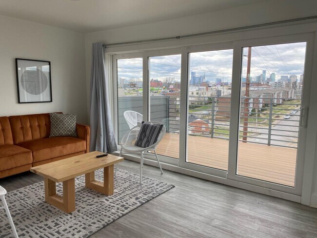 Photo - 102 Neill Ave Townhome