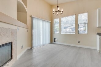 Building Photo - 1340 Rolling Sunset St