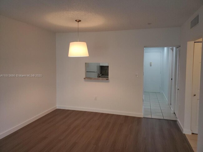 Foto del edificio - 8261 SW 128th St