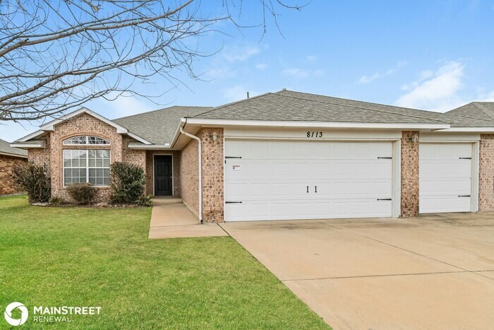 Primary Photo - 8113 GREER WAY, OKLAHOMA CITY, OK 73132