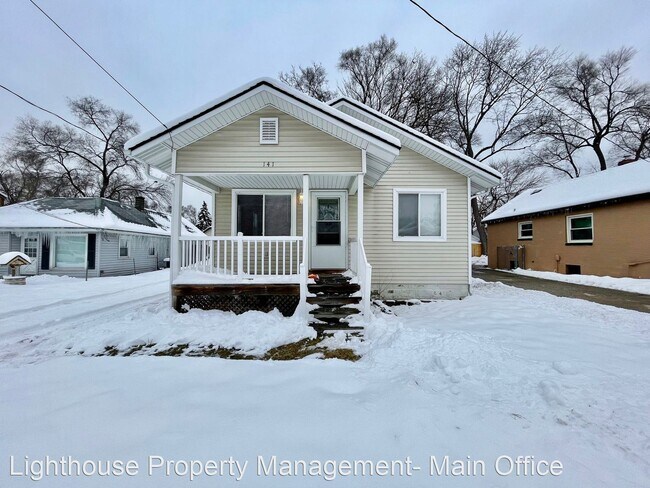 Building Photo - 2 br, 1 bath House - 141 Clements St SE