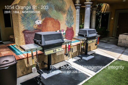 Foto del edificio - 1054 N Orange St