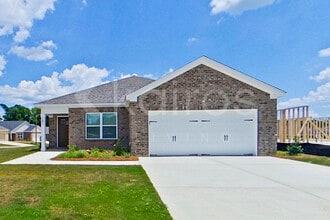 Building Photo - 101 Denise Dr Building Photo - 101 Denise Dr