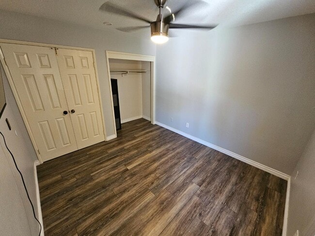 Building Photo - 1704 Horseshoe Ct