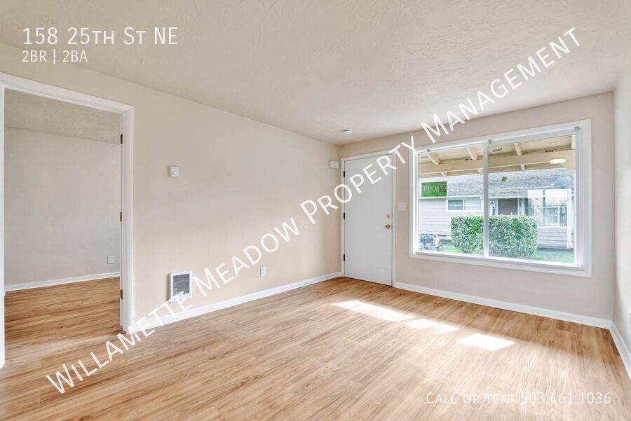 Primary Photo - Cozy 2 Bedroom, 1.5 Bathroom Apartment off...