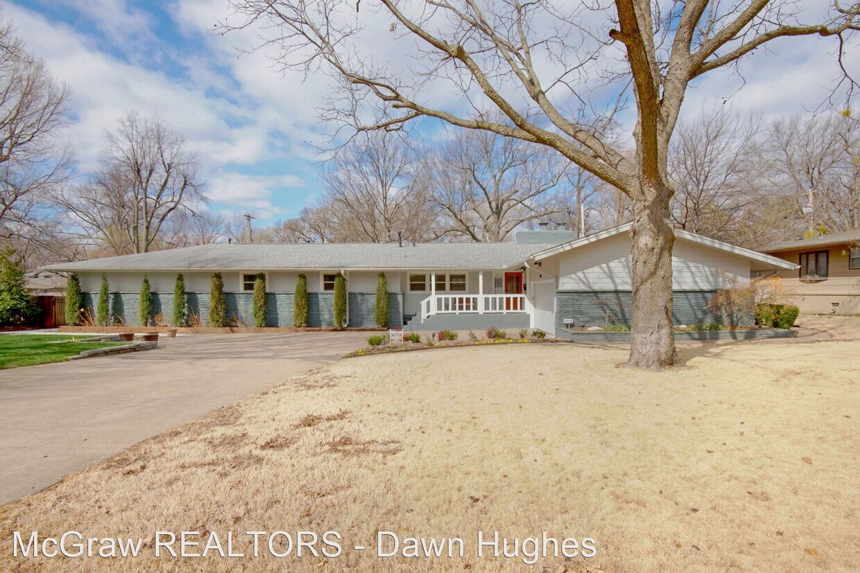 4 br, 4 bath House 4118 S Columbia Ave House for Rent in Tulsa, OK