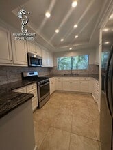 Building Photo - 2300 Carnegie Ln