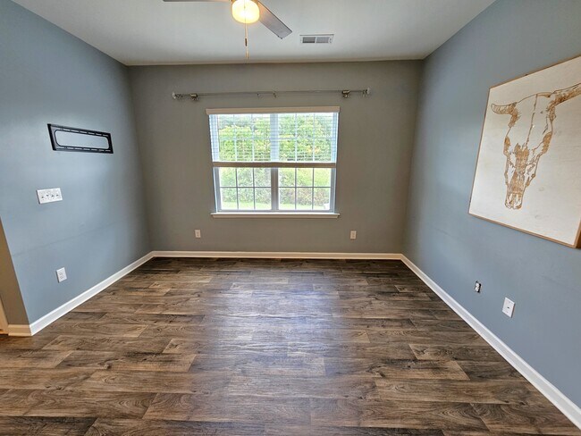 Foto del edificio - 49 Moorlyn Ln