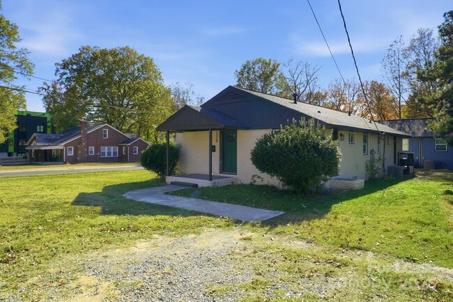 Building Photo - 1320 Anderson St