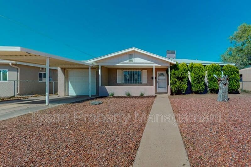Primary Photo - 3321 Cardenas Dr NE