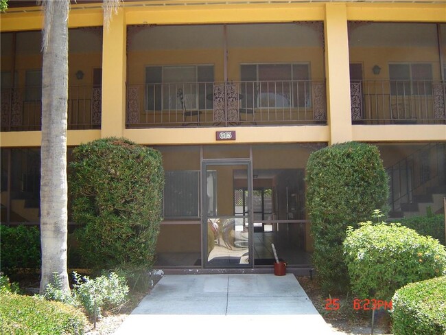 Building Photo - 615 S Palm Ave
