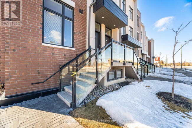 Photo du bâtiment - 9560 Islington Ave.