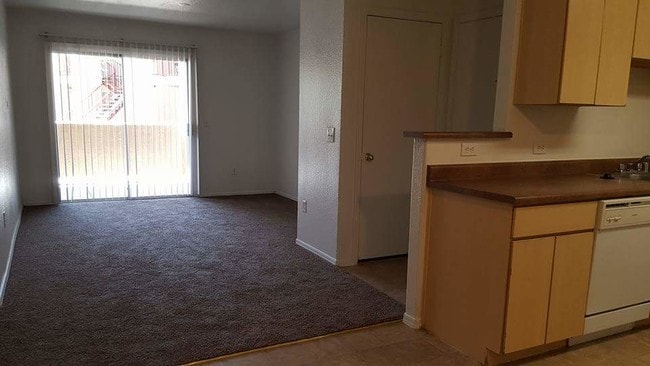 Building Photo - Cholla Ranch Apartments