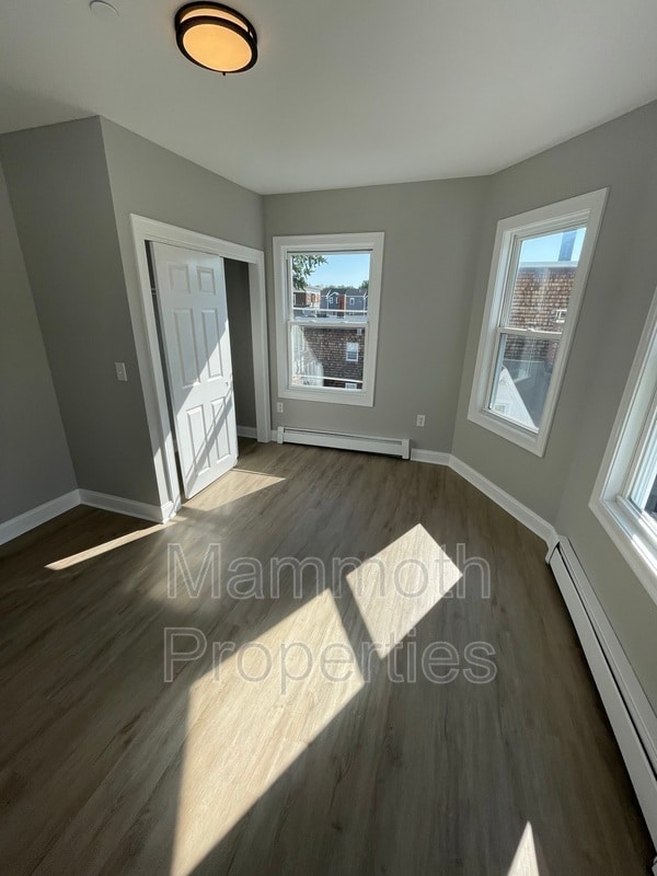 Foto del edificio - 122 Myrtle St