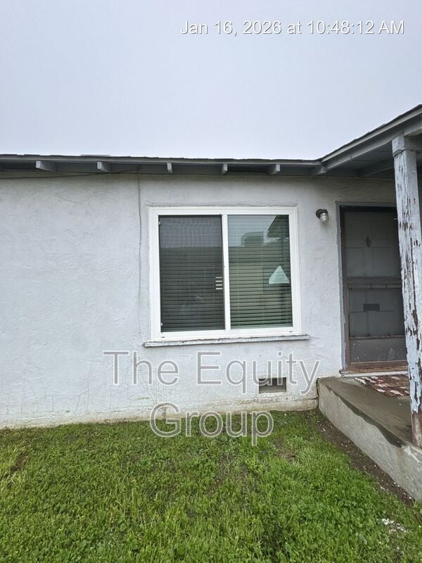 Building Photo - 515 N M St