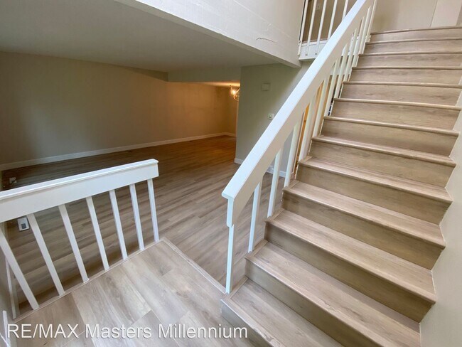 Building Photo - 3 br, 2.5 bath House - 8328 E Phillips Pl