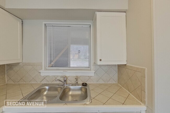 Foto del edificio - 3412 Beth Dr