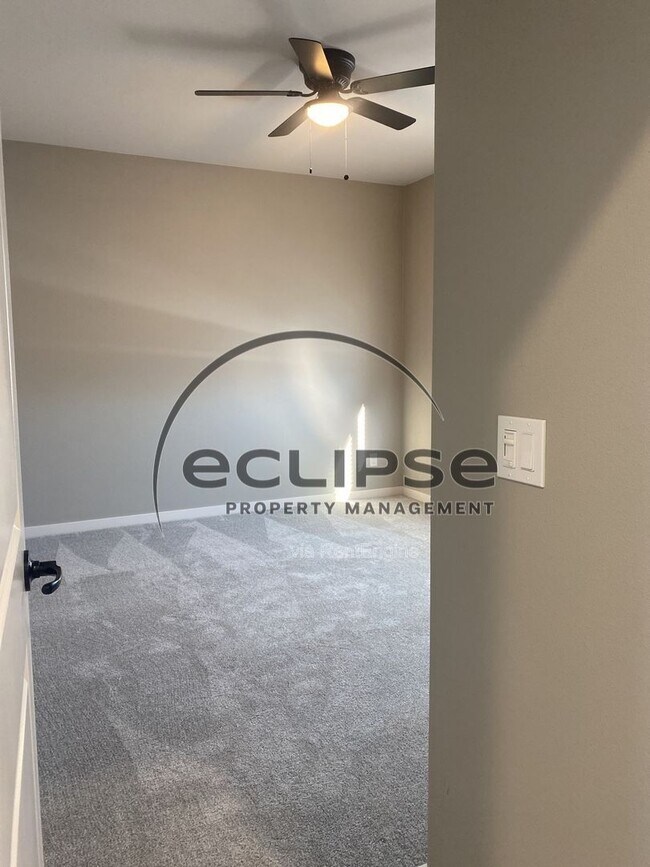 Foto del edificio - 511 Crestone Ave