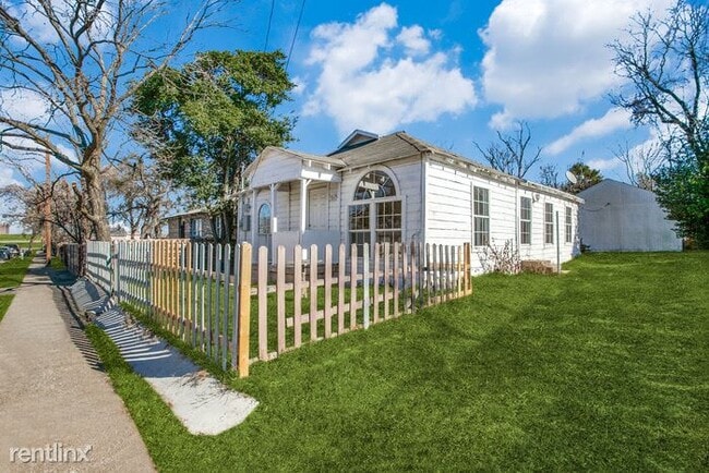 Building Photo - 2 br, 1 bath House - 3221 Wake St