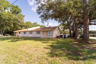 Building Photo - 1000 S Winterhawk Dr