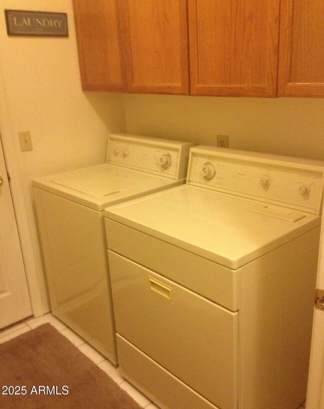 Building Photo - 3207 E Marconi Ave