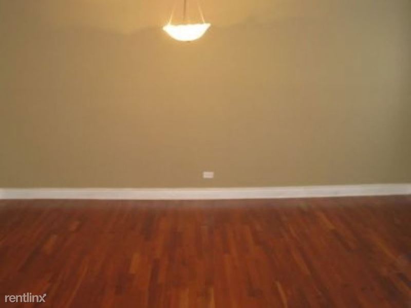 Foto del edificio - 4627-4637 S Drexel Blvd