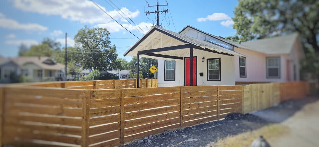 Foto principal - 427 Floyd Ave