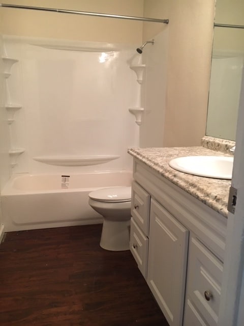 Foto del edificio - 2101 Magnolia Dr