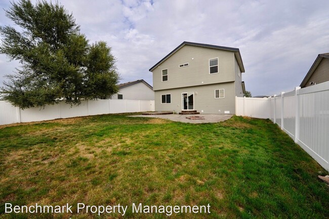 Building Photo - 7403 N Carrington Ln