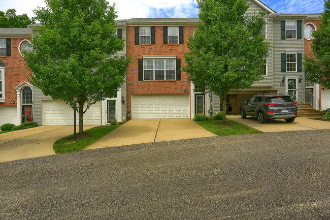 Building Photo - 10575 Timber Edge Dr