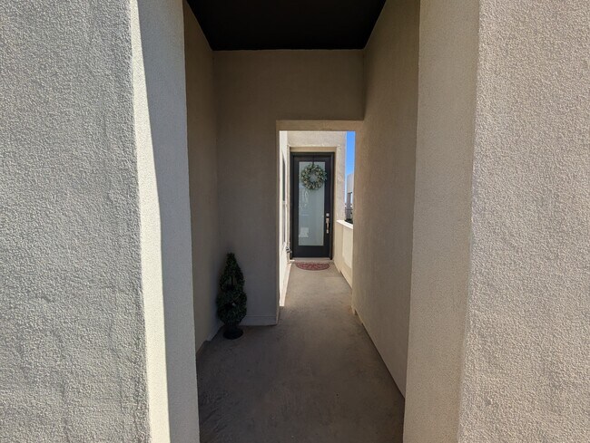 Building Photo - 6141 Hidden Psge Ave
