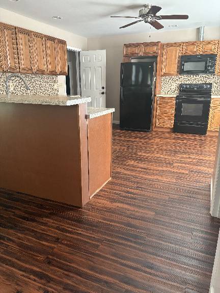 Foto del edificio - Beautiful Family Home in Nice Area!