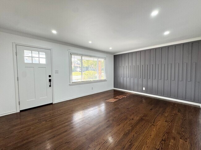 Foto del edificio - 2226 W 74th Ter