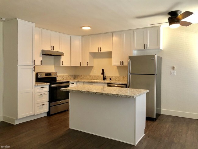 Building Photo - 4184 32nd St