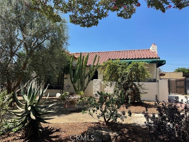 Building Photo - 223 Segovia Ave