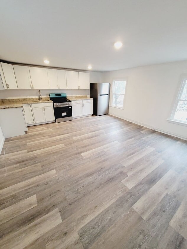 Photo - 1114 Bedford Avenue